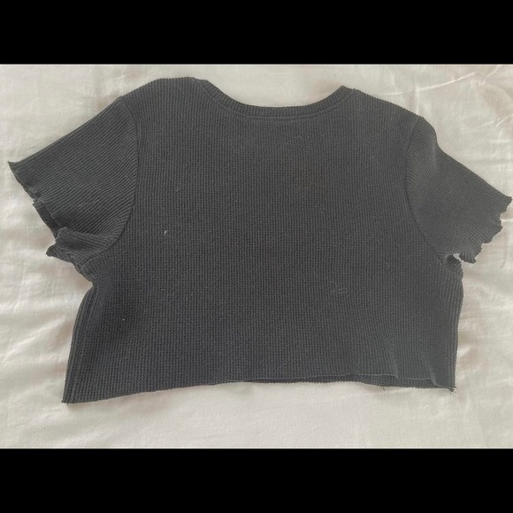 Black crop top!! - Picture 2 of 2